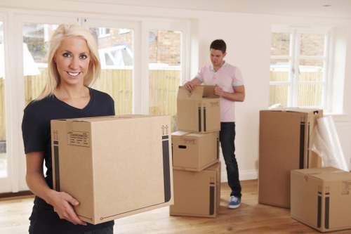 Local van moving service in Forestgate for household items