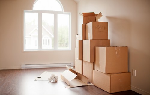 Local movers planning a household relocation in Forest Gate